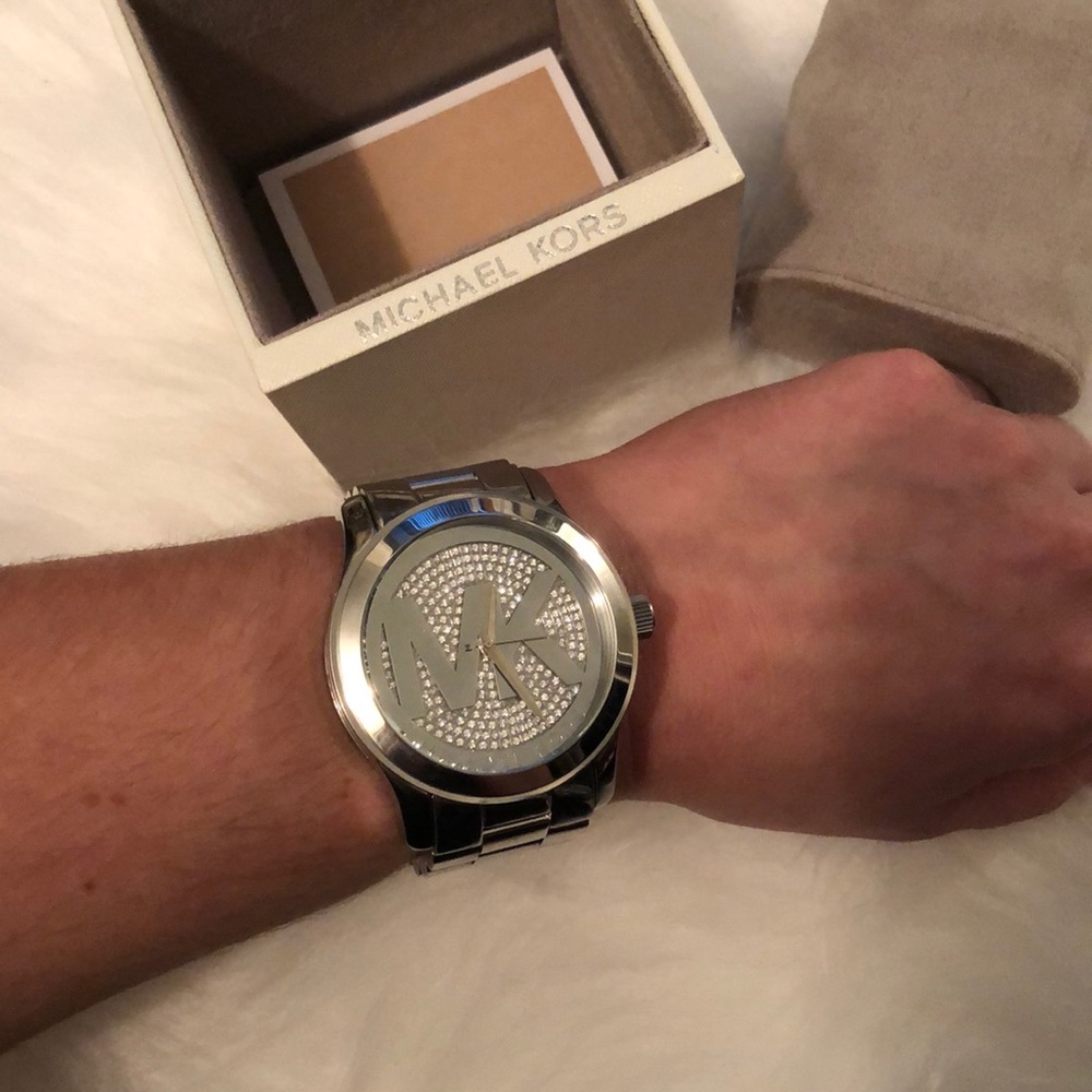 Michael Kors Rhinestone Watch - Picture 5 of 8